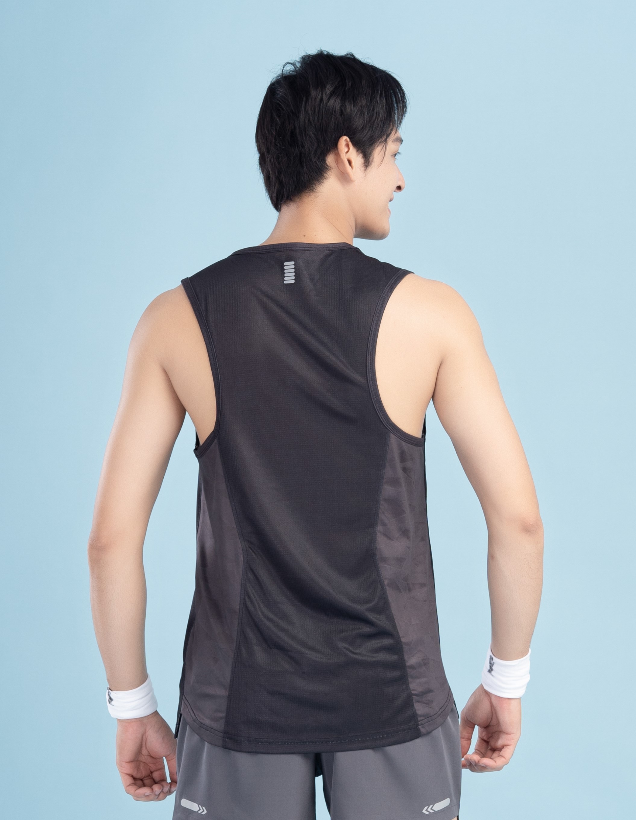 ÁO TANK TOPS CHẠY BỘ NAM AVT55 MỎNG NHẸ, THOÁNG MÁT, THOÁT NHIỆT, THOÁT MỒ HÔI TỐT