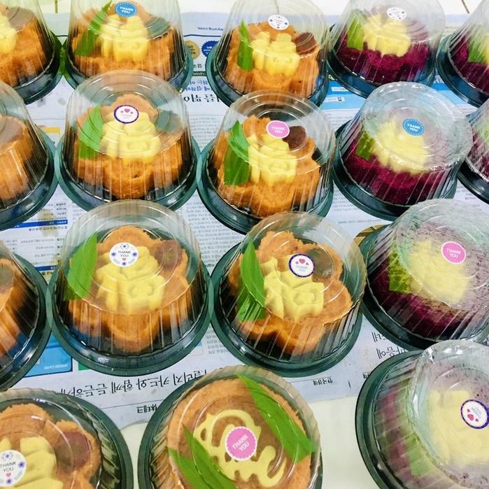 50 Hộp H24 Cao Đế Đen Đựng Xôi Khuôn Nữa Kg - Bánh Bông Lan Trứng Muối