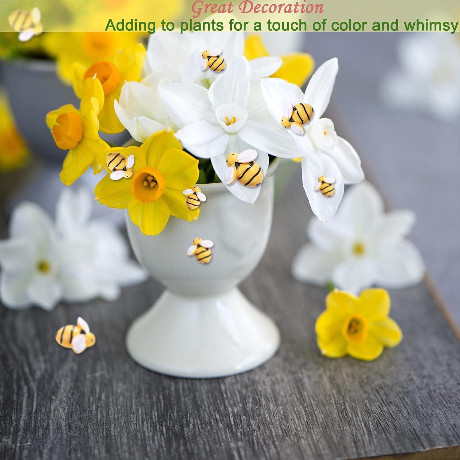 40 miếng Bee Nhựa nhỏ, Nhựa Vườn Nhỏ Trang trí Hornet Trang trí Bee Trang trí nhà trang trí （1.9*1.9cm）