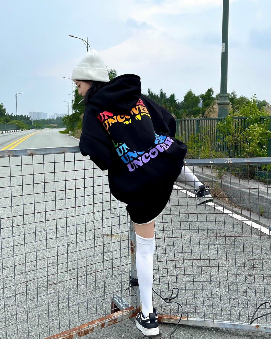 Áo Sweater In UNCOVER Chất Nỉ Ngoại, ÁO SWEATER NỮ IN UNCOVER SÀNH ĐIỆU , CHẤT NỈ BÔNG MỀM MỊN TP, Áo Sweater nam nữ chất nỉ ngoại mềm mịn from rộng unisex ovesize đến 68kg mặc vừa in chữ Uncover phong cách Hàn BT