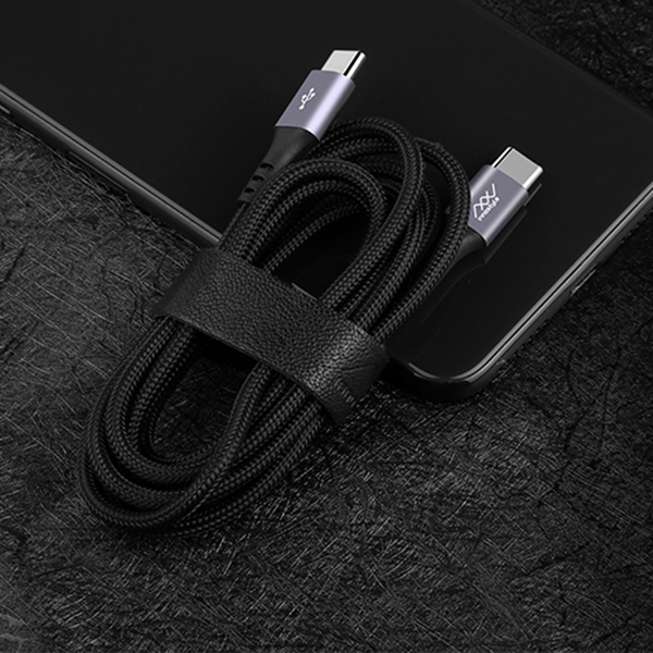 Cáp chuyển đôi INNOSTYLE DURAFLEX hai đầu USB Type-C 1.5M có hỗ trợ sạc nhanh 60W và truyền dữ liệu - Hàng Chính Hãng