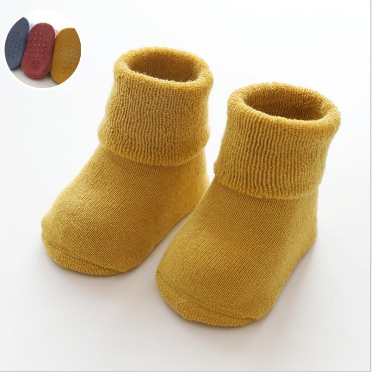 Tất xù cổ gấp chống trượt chất đẹp