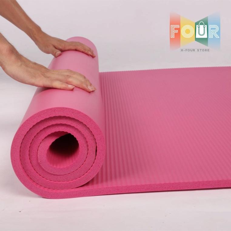 THẢM YOGA NBR KHÔNG TRƠN, TRƯỢT CHẤT LƯỢNG CAO 0.8cm TẶNG KÈM TÚI + DÂY ĐEO