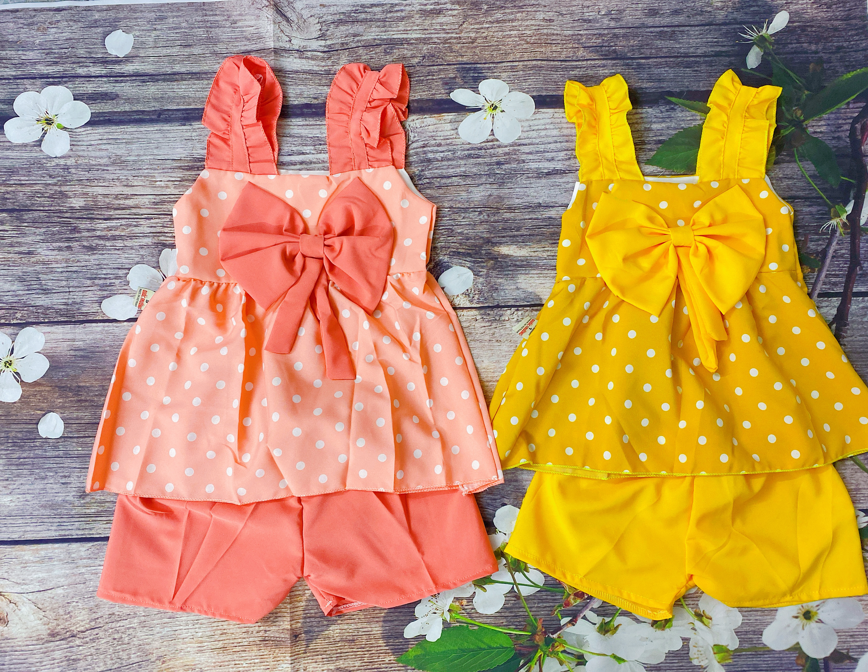 Bộ Bé Gái Size 6,5-15Kg,4 Tháng->3 Tuổi Chấm Bi Đính Nơ To, Áo Quần Bé Gái Dễ Thương Vải Voan