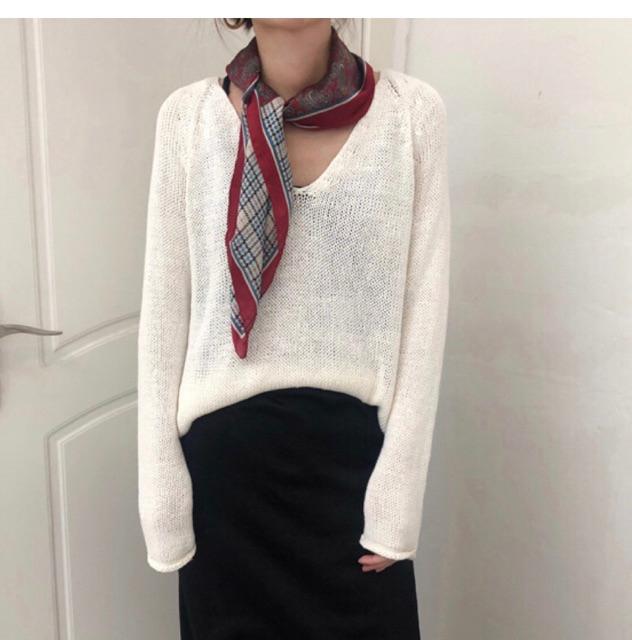 Khăn lụa vuông thời trang công sở size 70x70cm