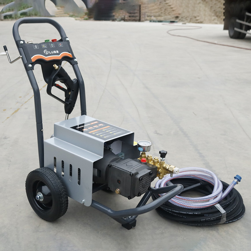 Máy Rửa Xe Công Nghiệp Luba LT-17MB, Phun Xịt Rửa Xe, Công Suất 2200W, Chuyên Dùng Trong Lĩnh Vực Công Nghiệp Và Dân Dụng- Hàng Chính Hãng