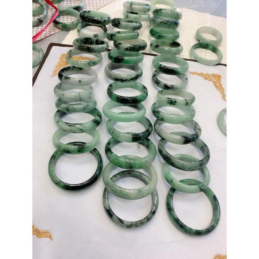 Vòng tay bản liền ngoc cẩm thach thiên nhiên đẹp k tì vết