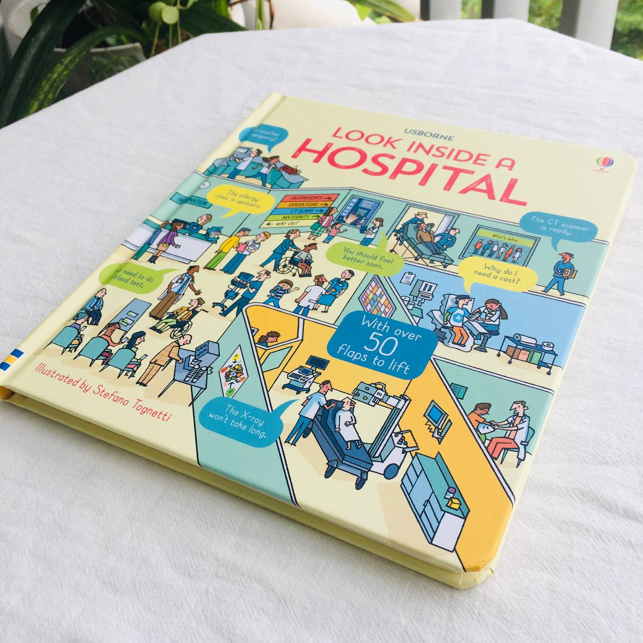 Usborne Look Inside: A Hospital