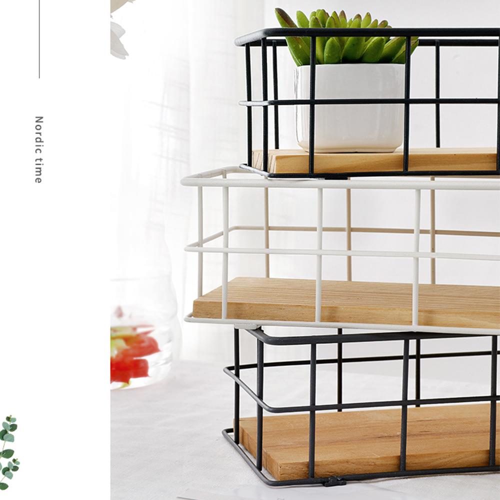 Kệ nổi treo tường được làm từ thép cacbon + gỗ thông,khả năng chịu lực lên đến 11 pound.thích hợp cho nhà bếp