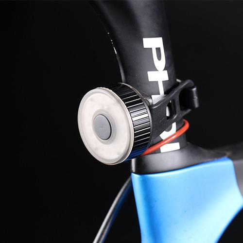 Đèn LED MOSOWORLD tròn gắn đuôi xe đạp có thể sạc USB chống thấm nước giúp cảnh báo an toàn khi đi xe