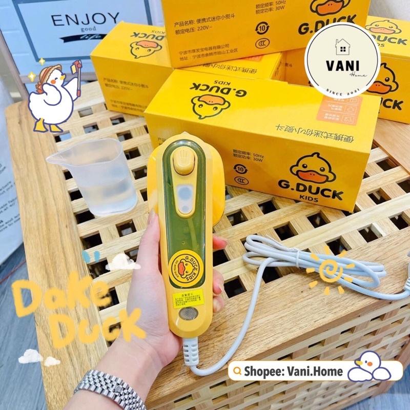 Bàn ủi mini du lịch cầm tay hình con vịt vàng G. DUCK hottrend - Bàn là hơi nước du lịch con vịt vàng mẫu mới 2021.