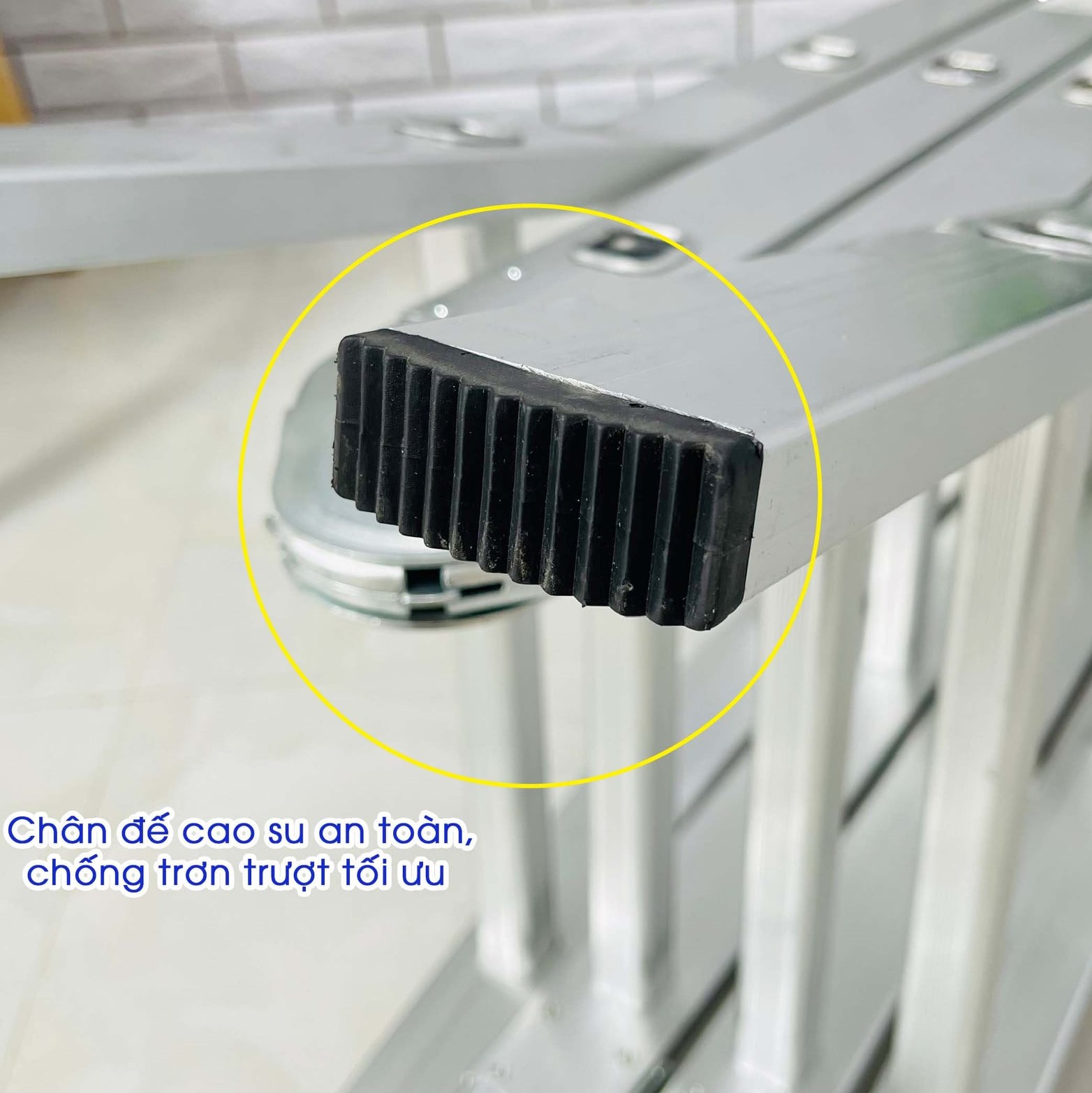 Thang Chữ A, Thang nhôm gấp 4 đoạn SUMIKA SK604 (chữ A - 2.35m, chữ I - 4.7m), 14 tư thế sử dụng, tải trọng 150kg, làm từ hợp kim nhôm cao cấp, khóa chốt tự động - Luon Có Phụ Kiện Thay Thế