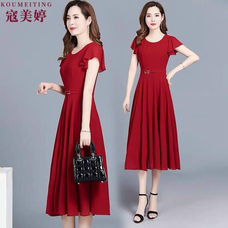 ĐẦM COTTON LẠNH THIẾT KẾ HỌA TIẾT TRƠN NHƯNG KHÔNG KÉM PHẦN SANG TRỌNG,CHẤT LIỆU VÃI THOÁNG MÁT