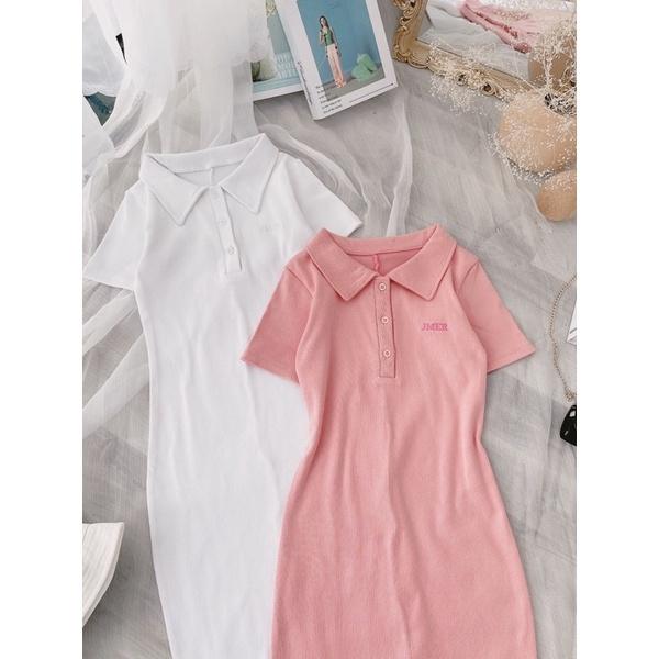 Đầm body in chữ xẻ tà trắng hồng