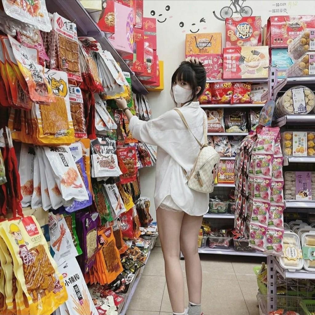 Sơ mi trắng dáng suông đẹp nhà Lykoe