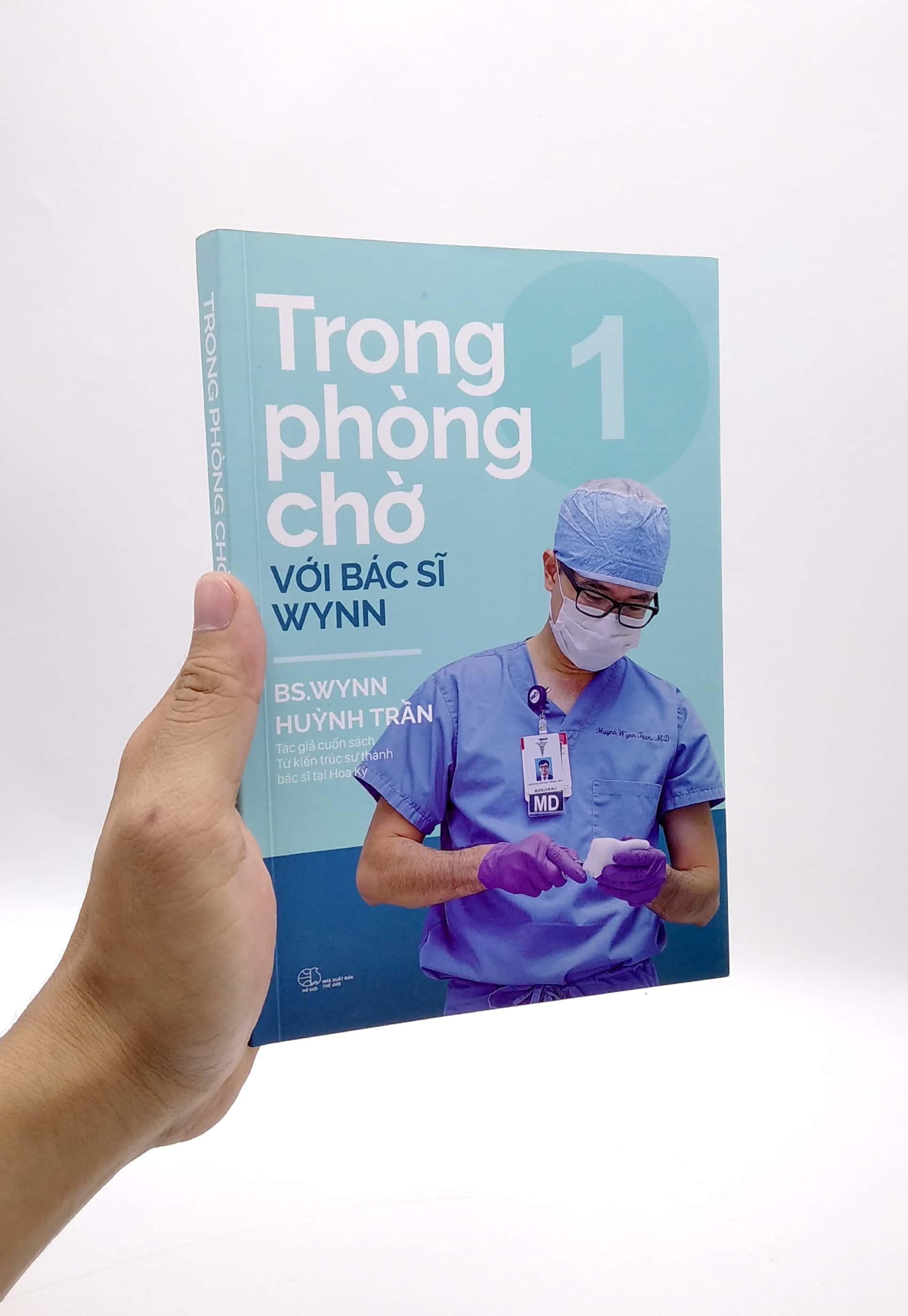 Sách - Trong Phòng Chờ Với Bác Sĩ Wynn (Tái Bản) (Mẫu Bìa Giao Ngẫu Nhiên)