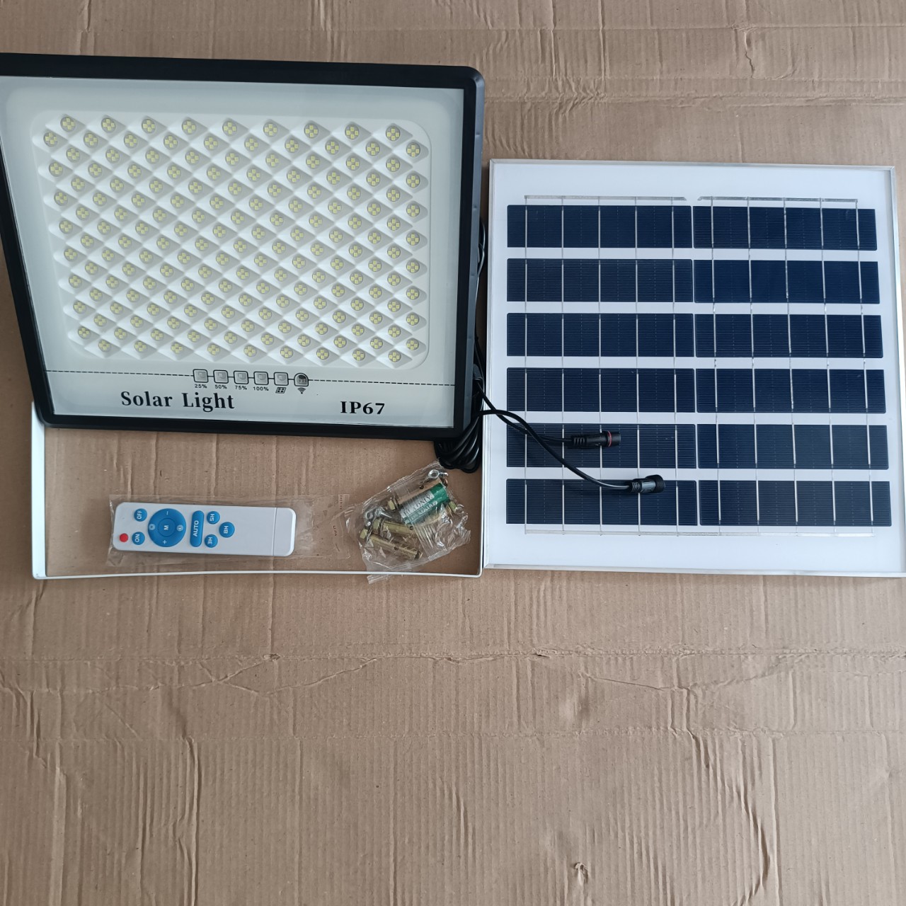 Đèn Năng Lượng Mặt Trời 1000W Solar Light