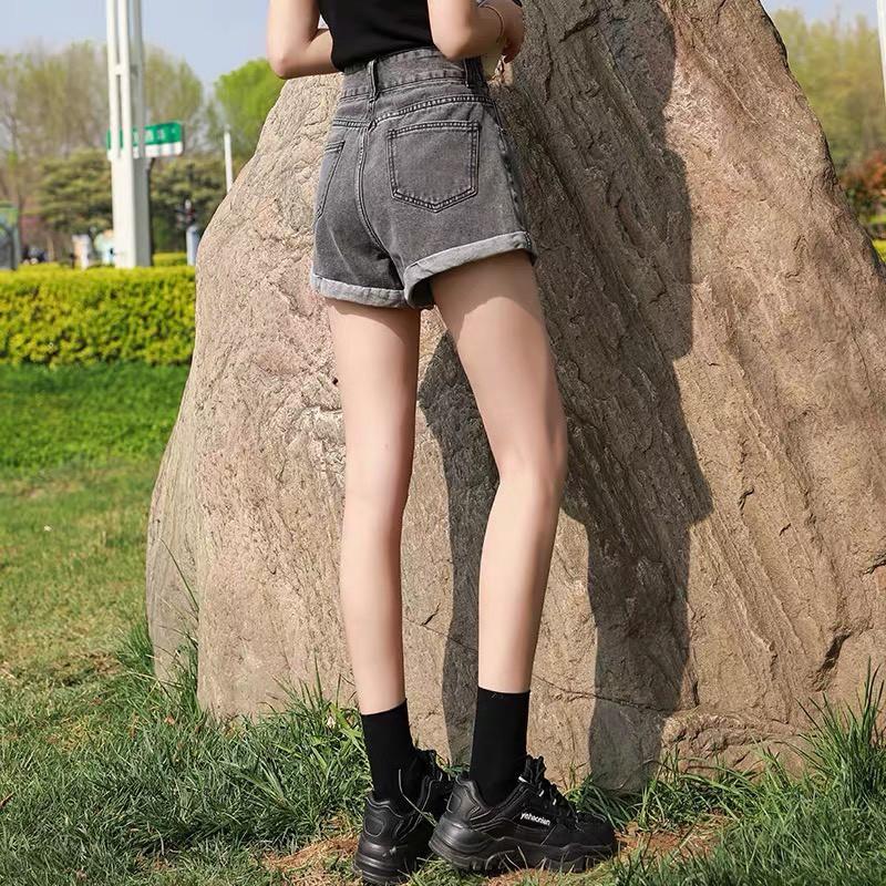 Quần short jean nữ Big Size lưng cao, co dãn mạnh, lưng đai kiểu nhiều nút đang hot trend 3616 molijean
