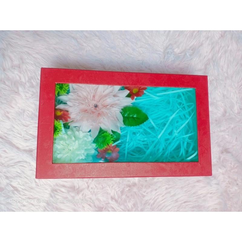 Hộp quà nắp kính trang trí sẵn, 21x16x7cm