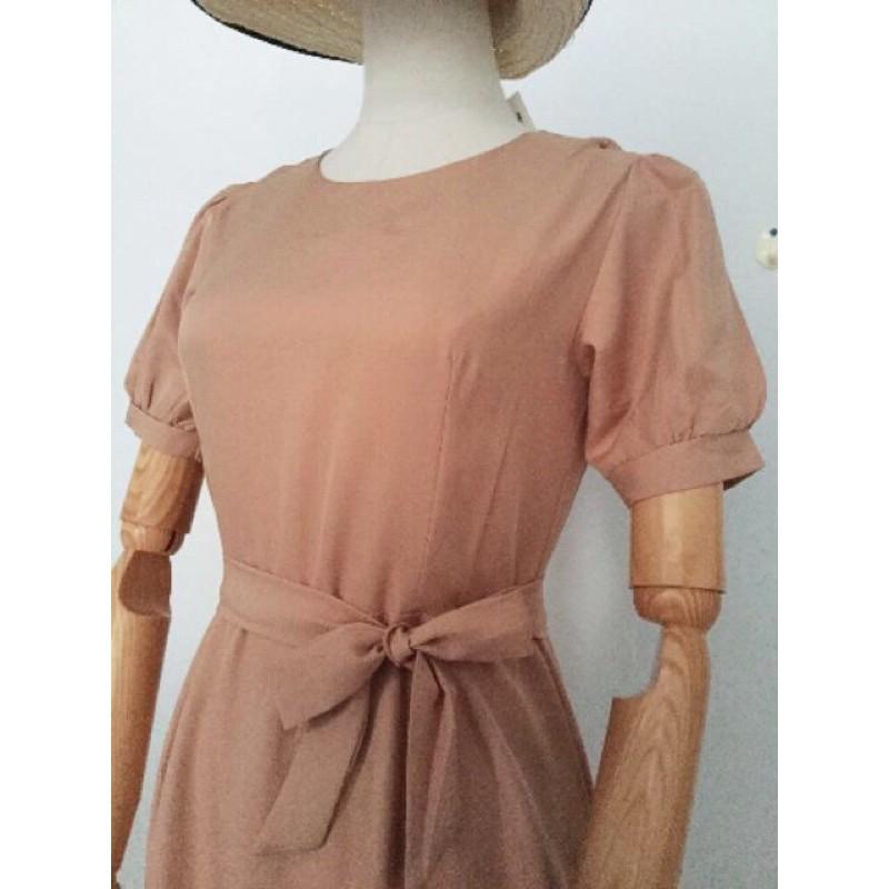Đầm trắng xoè tay phồng có ảnh thật shop chụp