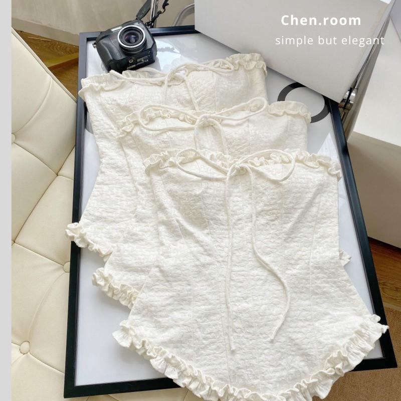 CHEN.room Áo yếm cột dây Lucie trắng kem chạy viền bèo có mút ngực, Áo xinh dự tiệc nhà Chen