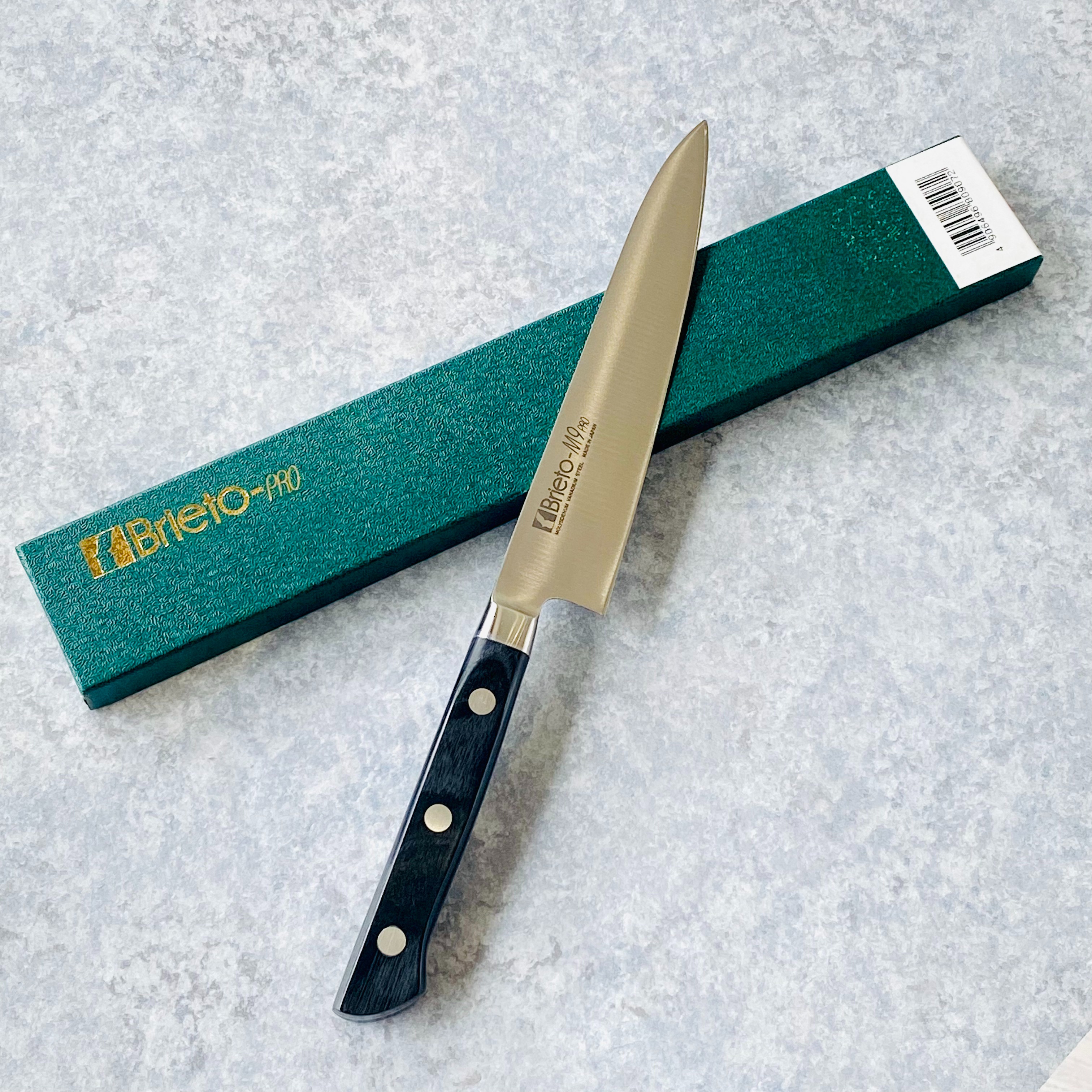 Dao Bếp Nhật Bản Cao Cấp KATAOKA Brieto M9Pro: M-906 Guyto 180mm / M-907 Petty 150mm - Made In Japan Tsubame Sanjo