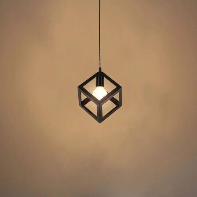 Đèn thả khối hình học khung sắt cao cấp