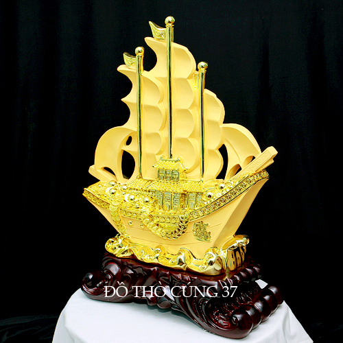 Thuyền buồm phong thủy thuận buồm xuôi gió