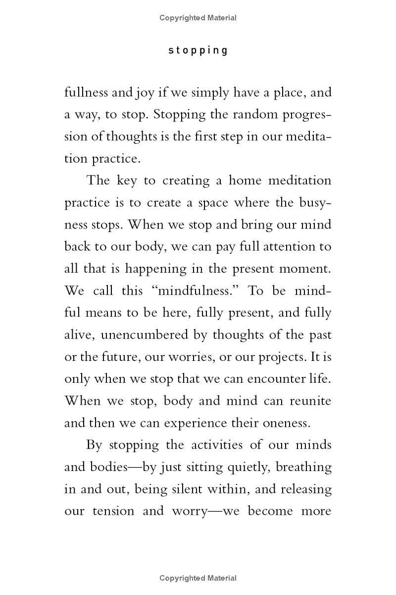 Sách ngoại văn: Making Space : Creating a Home Meditation Practice
