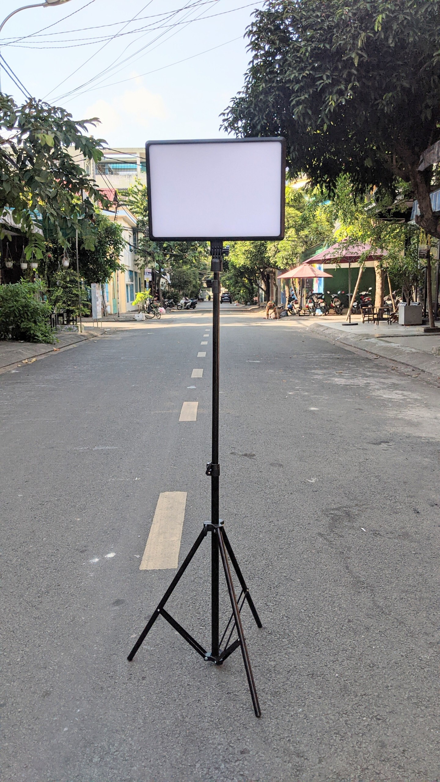 Đèn studio A111 - Hỗ trợ chụp ảnh chuyên nghiệp - Photography light - Đèn hỗ trợ livestream, chụp ảnh, quay phim 3 chế độ sáng ( 3600K - 6000K) - Công suất 100W - Có remote 