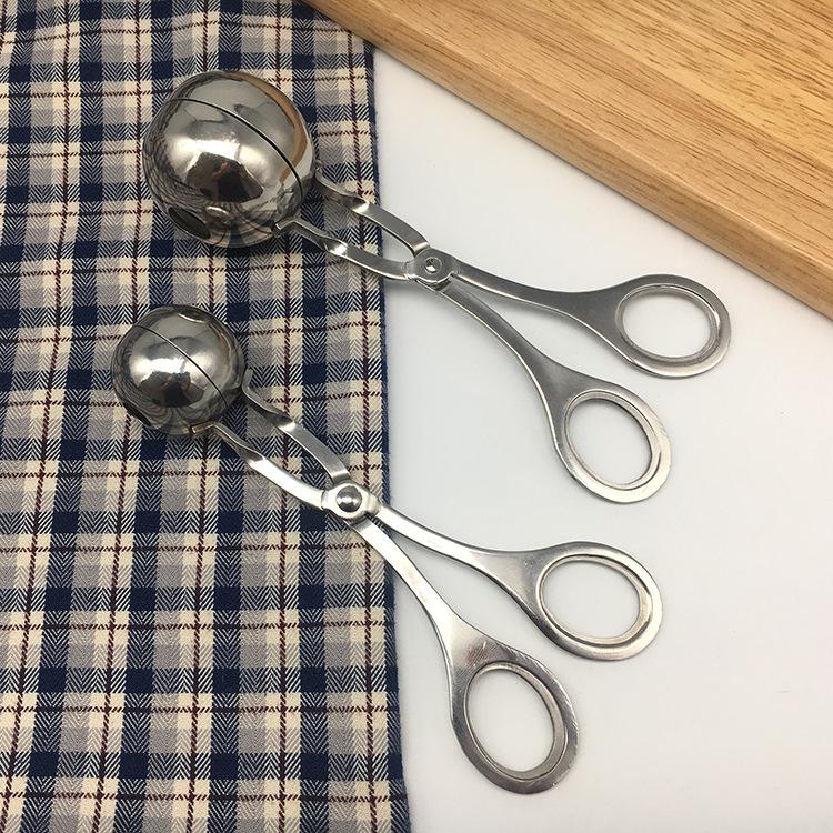 Dụng Cụ Kẹp Thịt Viên, Chả Viên, Cơm Nắm, Xíu Mại, Bò Viên Đa Năng Chất Liệu Inox Cầm Tay 16X3.5 Cm+ Tặng Kèm Hình Dán - Hàng Chất Lượng