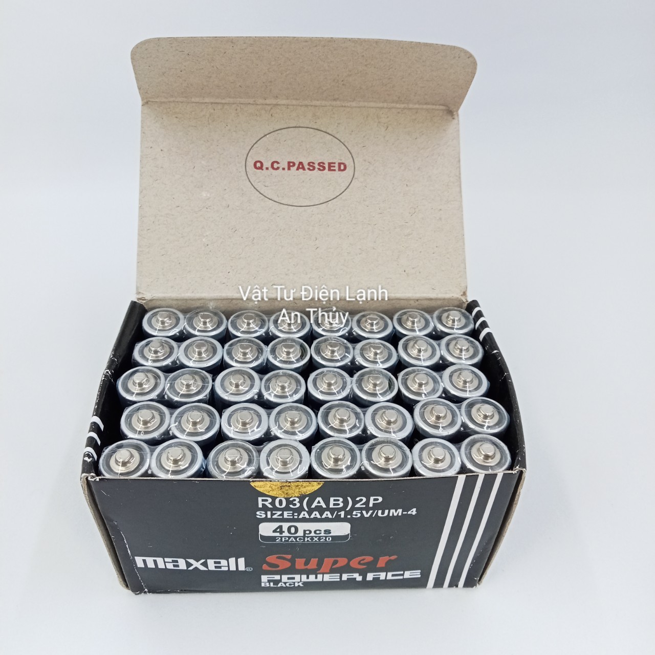 Hộp 40 viên pin AAA 1.5V MAXELL