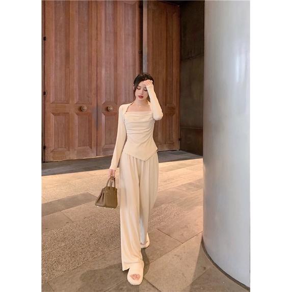 SET ÁO CỔ VUÔNG QUẦN ỐNG SUÔNG SANG CHẢNH