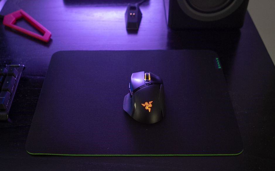 Miếng lót Chuột Razer Gigantus V2 [Mới, hàng chính hãng