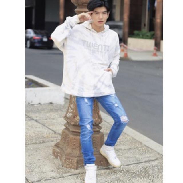 Quần Jeans Nam Streetwear Cao Cấp TLB Vietnam, Quần Bò Màu Xanh Form Skinny Jeans Rách Gối Co Giãn