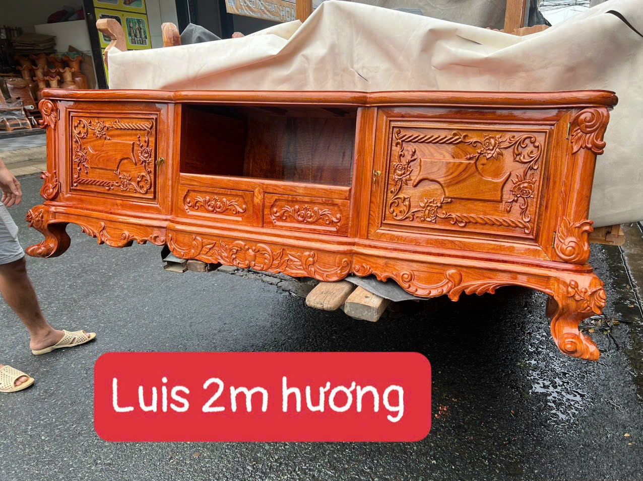 KỆ TIVI LUIS GỖ HƯƠNG THẤP.,KỆ TRANG TRÍ PHÒNG KHÁCH V45