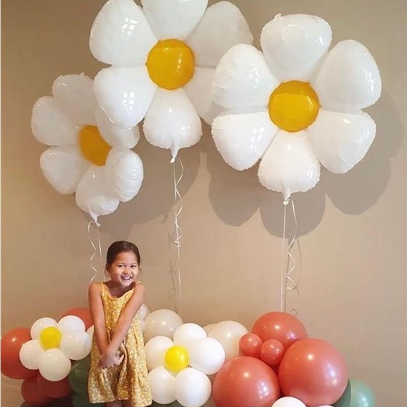 Bóng bay hình bông hoa cúc siêu to khổng lồ nhiều cỡ trang trí tiệc Huydecor