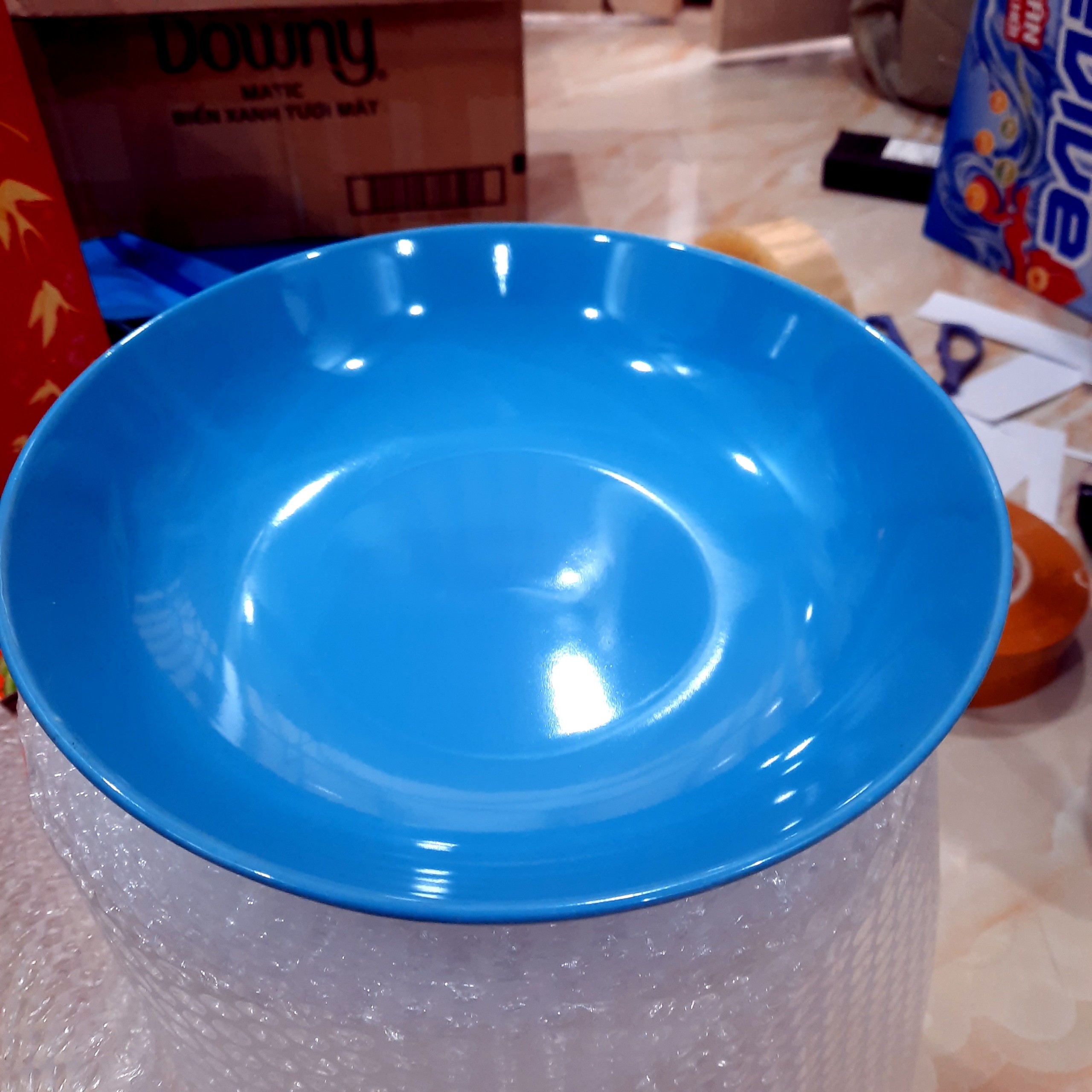 Đĩa sâu lòng màu xanh dương 24cm