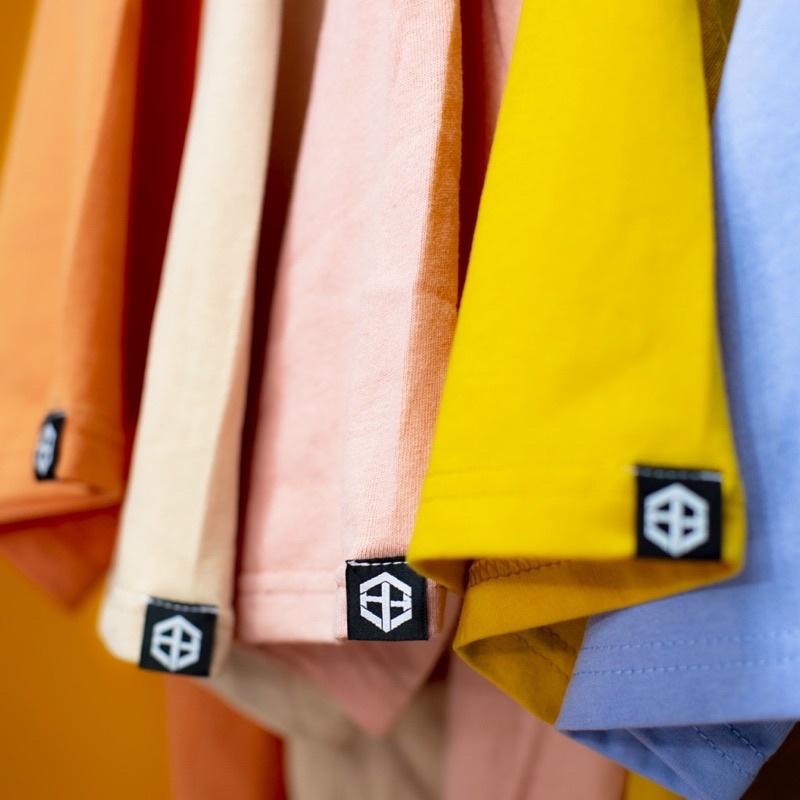 Áo thun Trơn basic Hogoto shop , Áo thun unisex nam nữ form rộng oversize chất liệu Cotton 10 màu