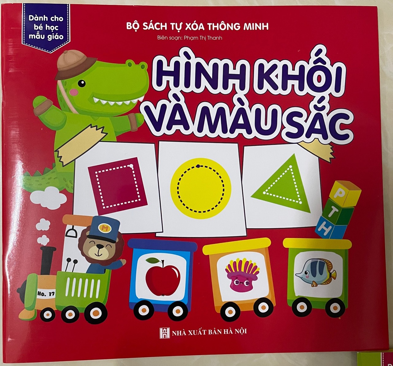 Bộ sách tự xóa thông minh (4 cuốn) - Bé học chữ cái - Hình khối và màu sắc - Bé học chữ số - Bé học toán kèm 2 bút xóa được