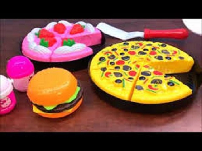 Đồ chơi mô hình cắt bánh pizza bằng nhựa giúp bé giải trí sau giở học