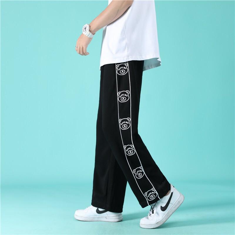 Quần JOGGER Thể Thao Unisex Nam Nữ HIPHOP Ống Rộng Bo Gấu Rút Dây In Hình GẤU Ulzzang