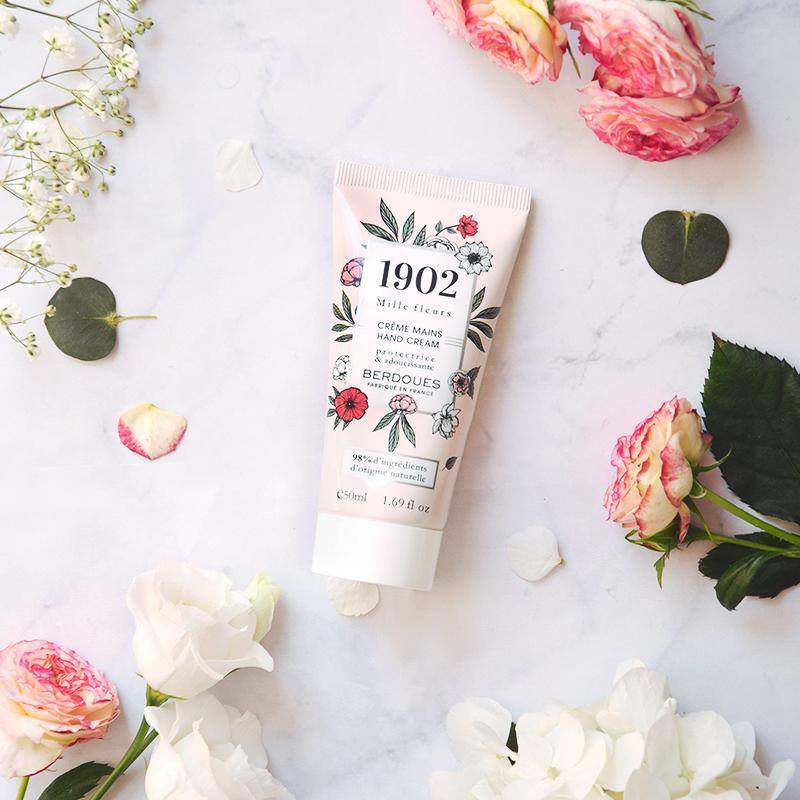 Kem Dưỡng Da Tay Berdoues 1902 Mille Fleurs Hands Cream (50ml) + Tặng kèm 1 mặt nạ sủi bọt thải độc da S:um 37 Đen