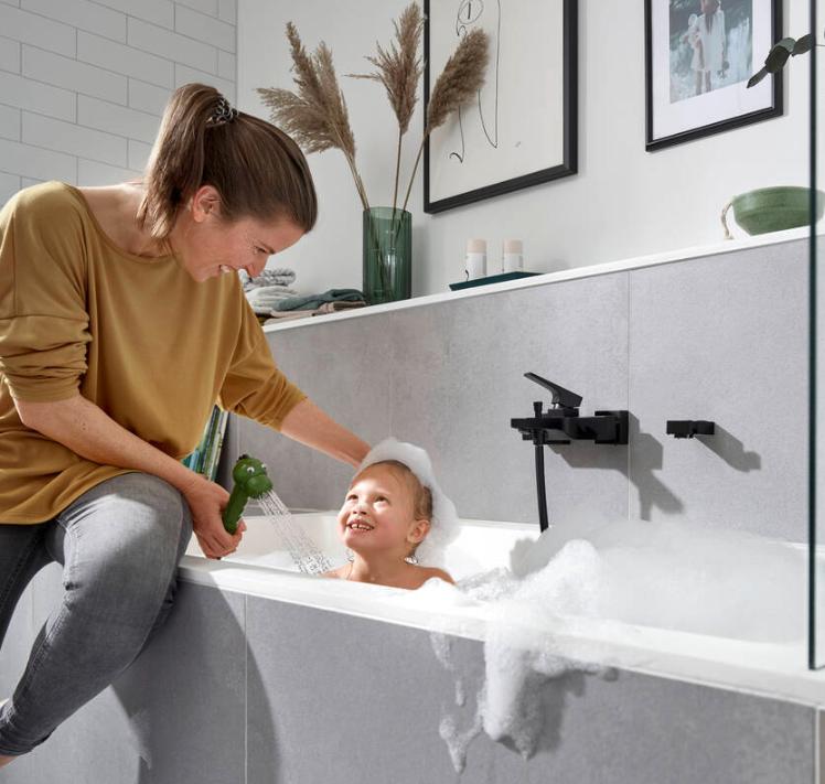 Tay sen tắm đáng yêu an toàn dành cho bé HANSGROHE Jocolino zebra 2jet - Hàng Nhập Khẩu