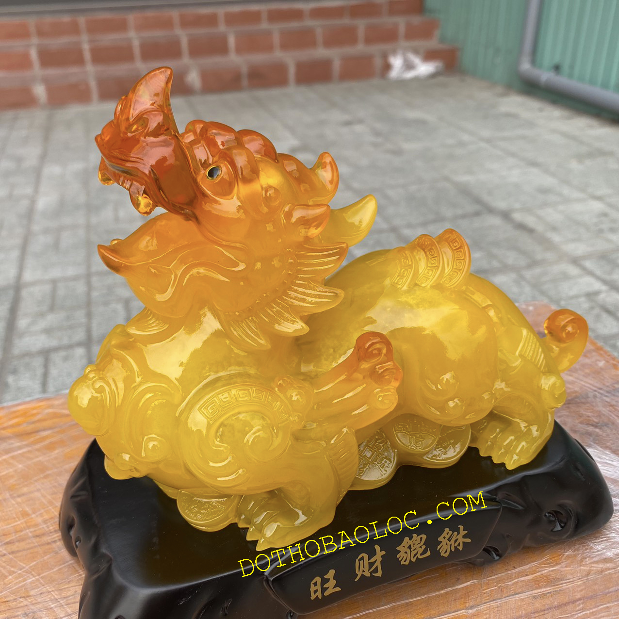 Cặp Tỳ Hưu phong thủy chiêu tài hút lộc cao 21cm – Màu Vàng