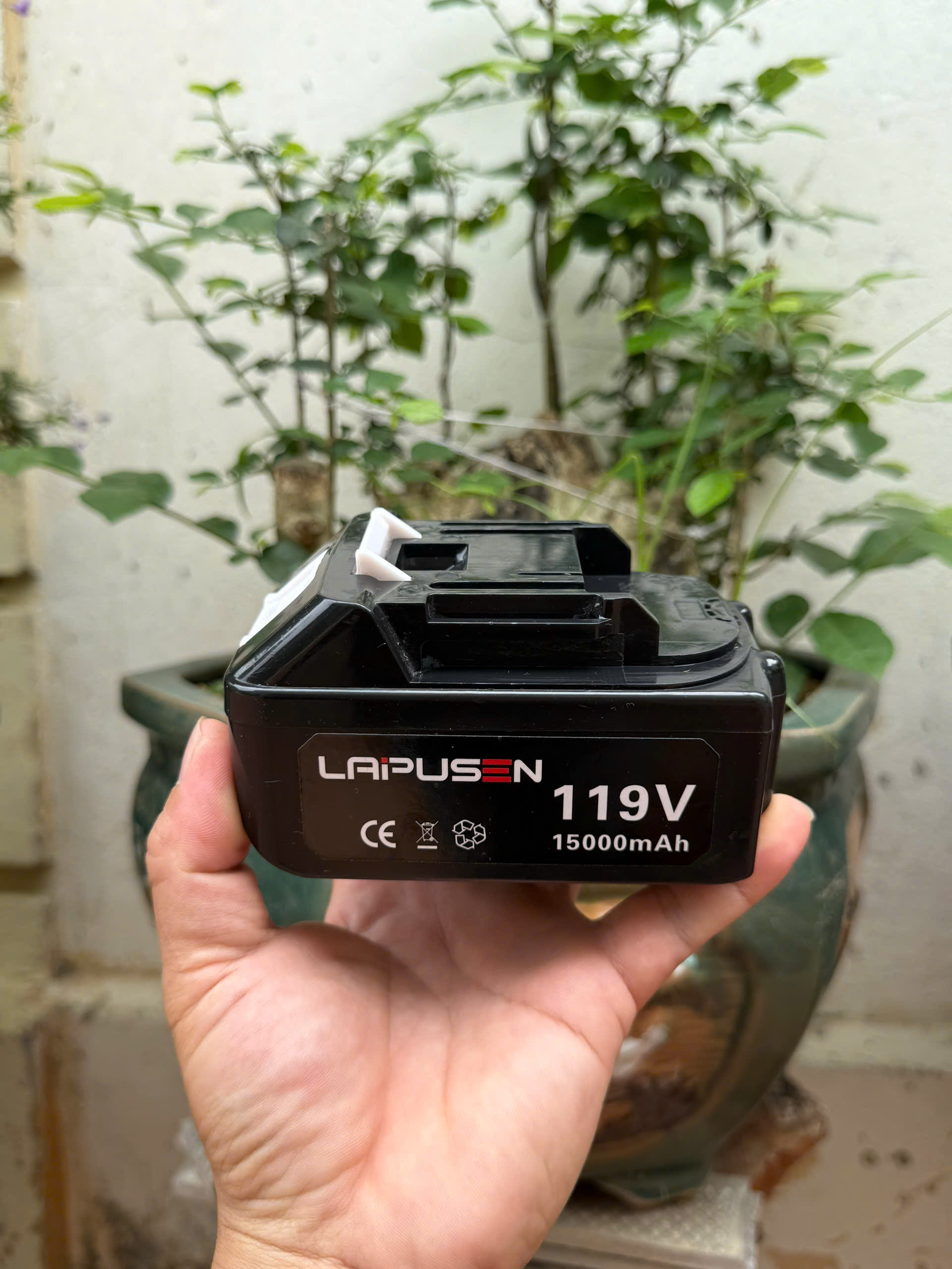 Pin máy cắt cỏ cầm tay dùng pin LAPUseᵰ pin dự phòng 10cell dung lượng 15000mAh - CHÂN PIN THÔNG DỤNG