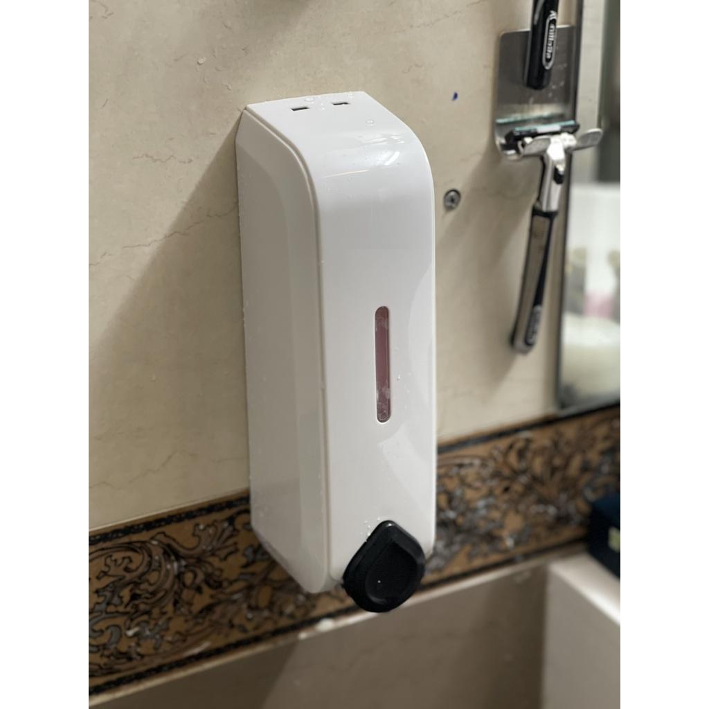 Hộp Đựng Nước Rửa Tay Treo Tường Cao Cấp, Nút Bấm Nhẹ, Êm Ái, Kiểu Dáng Đẹp Chắc Chắn, An Toàn Cho Gia Đình. Takyhome 5410