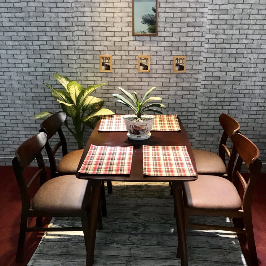 Bộ bàn ăn mango màu nâu