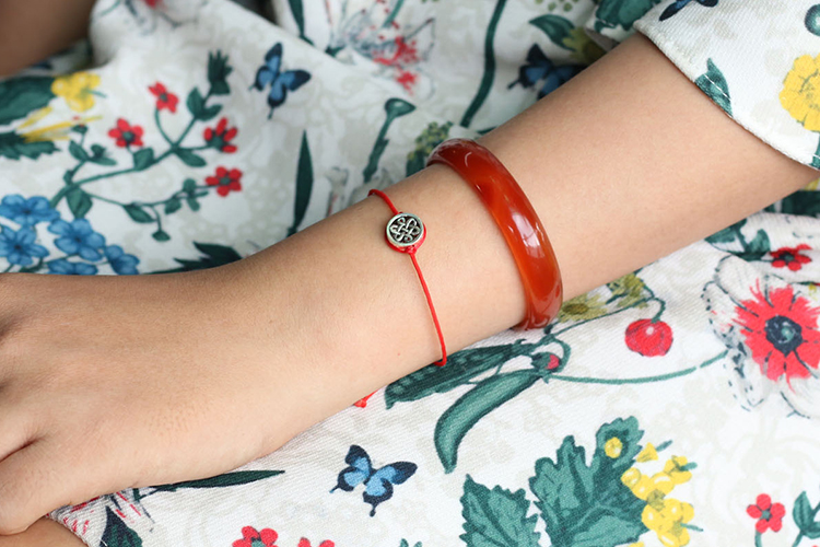 Vòng Kết Dây Đỏ Charrm Kết Đồng Tâm Bạc Ngọc Quý Gemstones GA5