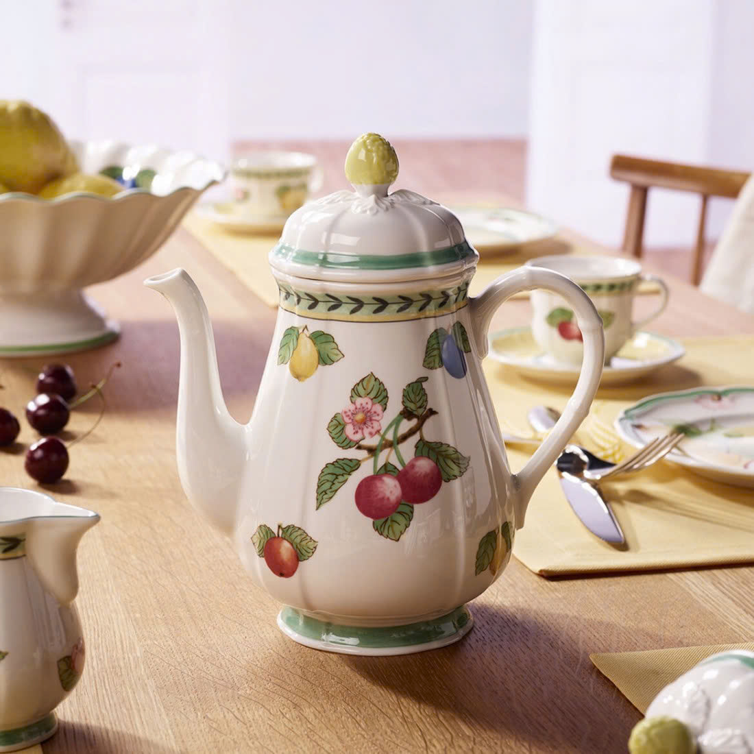 Ấm trà Villeroy &amp; Boch French Garden Fleurence 6pers Kaffeemaschine. 1,25L 10-2281-0100 Made in Germany Hàng chính hãng